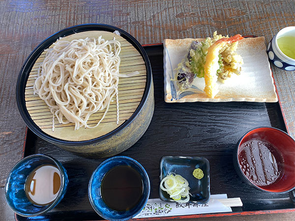 紋平そば